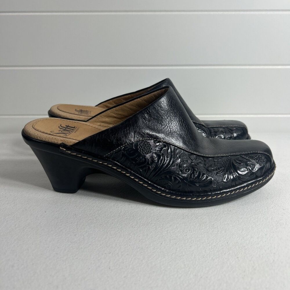 Sofft Women’s Shoes Size 8M Black Floral Embossed Leather Slip On Mules Clogs